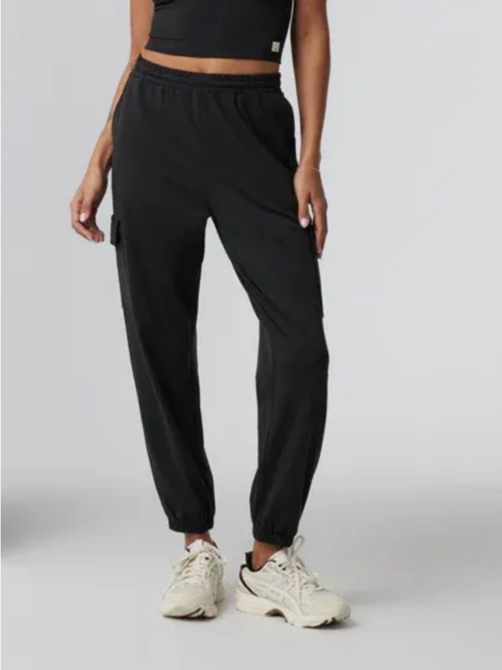 Vuori Boyfriend Cargo Jogger NWT